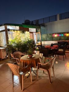 Breezy Rooftop Retreat