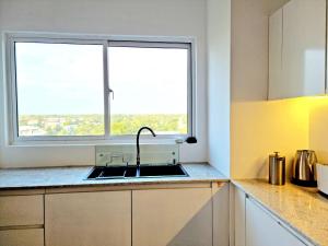 Ocean Breeze Residence- Negombo