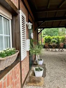 Cottage & Garden & Sauna am See - 诺伊基兴