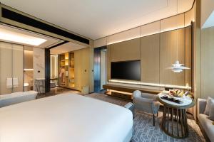 Narcissus The Royal Hotel