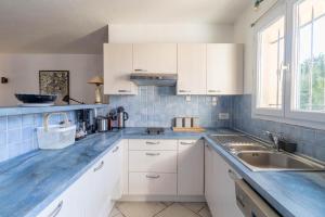 Villa climatisée, jardin, proche du Lac de St Cassien, Grasse, Fréjus, Cannes