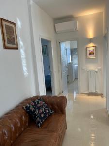 Darios House 2