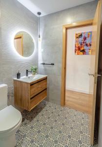 Rooftop apartment & private jacuzzi in the center by REMS