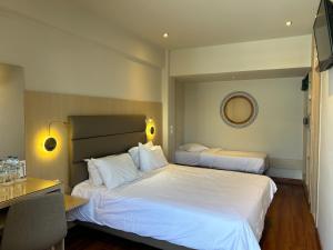 Family Room room in Anemoni Piraeus Hotel
