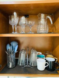 *Accessible 2BR condo close to SM MarikinaLRT 2*