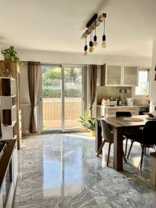 Appartements Beau 2 pieces,Terrasse, Parking Menton Centre : photos des chambres