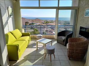 duplex pleine vue mer piscine plage a pied 5 minutes internet parking