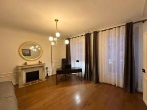 So Chic 72 Montmatre Apartement d’Exception