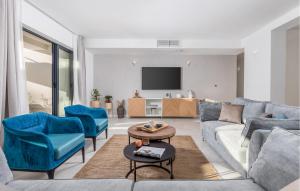 Awesome Home In Malinska With Kitchen 