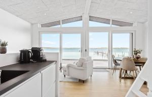 1 Bedroom Amazing Home In Munkebo