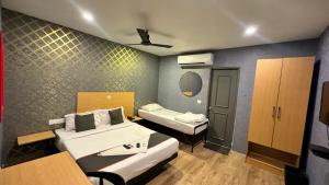 PHP BOUTIQUE TOWNHOUSE