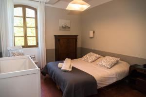 Maisons de vacances Mas dans la campagne pour loisirs et teletravail : photos des chambres