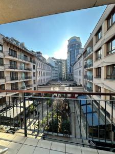 Vinyl Gozsdu Apartments