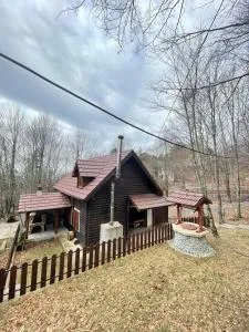 Vila Kanadeze Razem - Kishʼ e Shkrelit