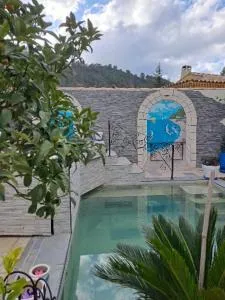 ICI et MAINTENANT - 索列图卡