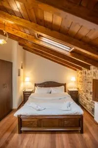 Ξενώνας Λούσιος (Guesthouse Lousios)