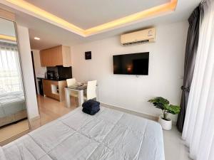 TOP FLOOR Studio in Laguna Beach Resort Maldives