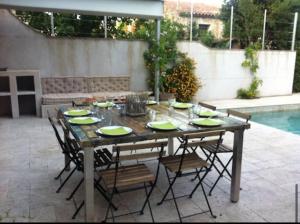 Maisons de vacances Charming Village House with Swimming Pool : photos des chambres