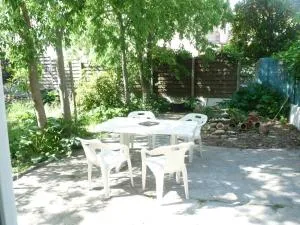 a l'ombre des micocouliers - Sorède