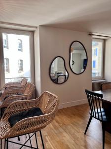 Appartements Grand Appartement ultra moderne Plein Centre, plage a pieds, avec parking : photos des chambres