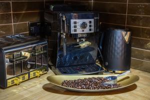 Lux Versace 1 Bed, Hot Tub, Pool Table, Sky Tv