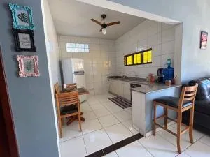 Casa confortável área central - Ketéroco