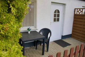 gemütlicher Gartenbungalow (Nr. 1) mit Terrasse - Strandvogtei Sellin
