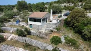 Kuća za odmor Samograd - Žrnovo