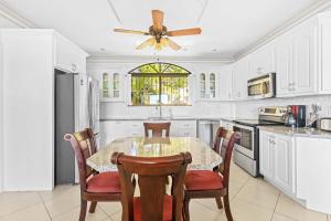 Casa Blanca Two Bedroom,Two Bath Oceanview Condo