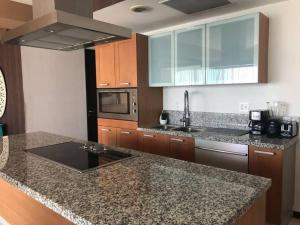 Departamento de Lujo Vista al mar Piso 15