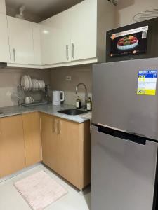 Staycations Up Above 14 @ BGC 1BR