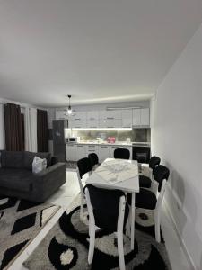 Elezi Apartment City Centre