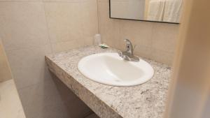 Clarkson Village Motel, 1815 Lakeshore Rd West Mississauga