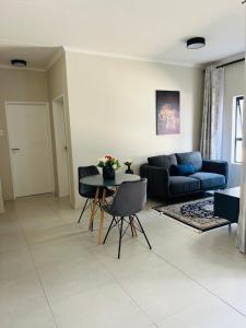 Liams blue suite at 93 On New