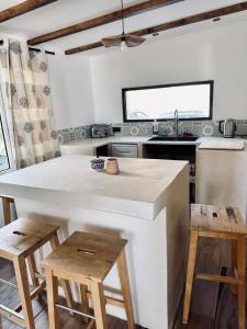 Casa Mare, CABANON SUR LA PLAGE à Ajaccio vue sanguinaires