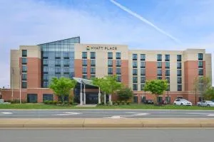 Hyatt Place Herndon Dulles Airport - East - 赫恩登
