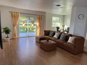 Edercozy - Andover Lakes Estates