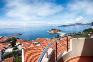 3 stjerner suite Apartments Baron Sveti Stefan Montenegro