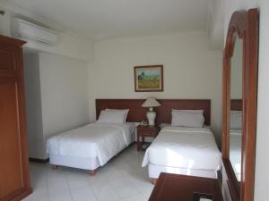 The Residences at Puri Casablanca