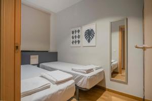 The Collection Barcelona - Modern and bright apartment in Eixample 2-1