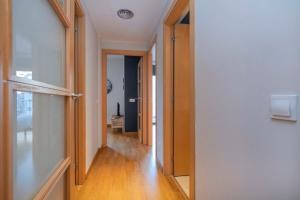 Modern and bright apartment in Eixample 3-1
