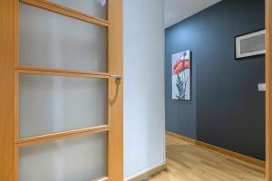 2 bedroom with balcony in Eixample 4-2
