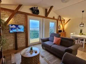 Ferienhof SchilfMeer - Fewo "Heuboden" - Klockenhagen