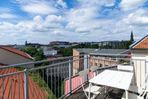 Urban Rooftop Apartment - Berlin MITTE - A C