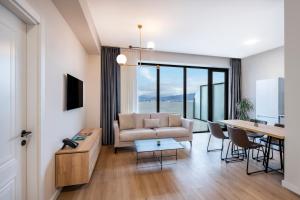 STEPS Batumi Hotel & Suites