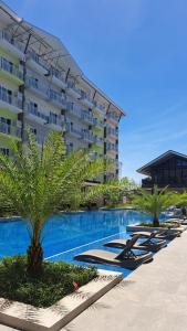 Zhamira Aviors Condominium