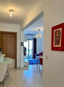 2 Bedroom Apartment - 5 mins from the sea