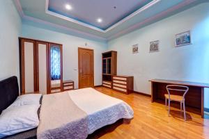 Апартаменти 3-кімнатні в центрі Києва, м. Площа Українських Героїв