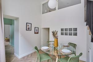 Apartment Saint Germain des prés by Studio prestige