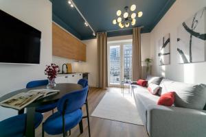 Warsaw Concierge Golden Hour